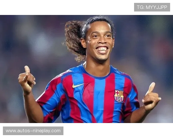 足球巨星最新近照曝光展现不一样的赛场外真实风采